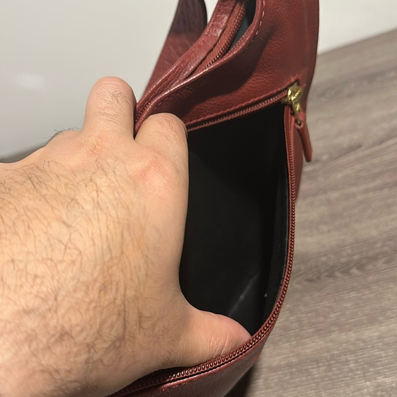 Leather crossbody bag - Picture 5 of 9